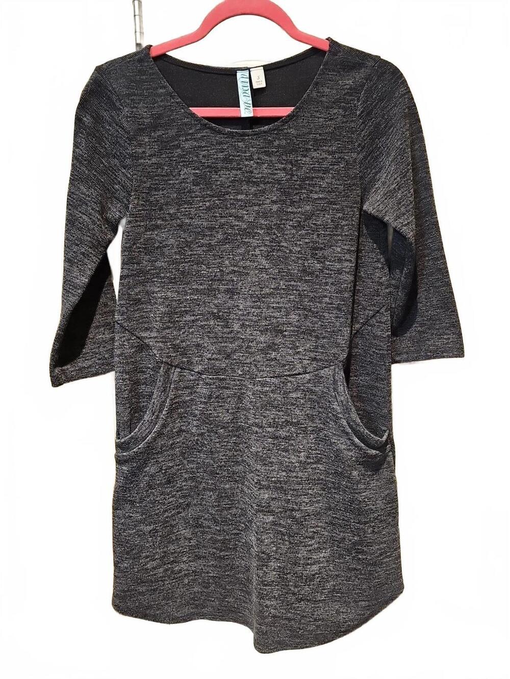 Francesca's Aina Be Womens Small Gray Heathered Knit Pullover Dress Pockets
